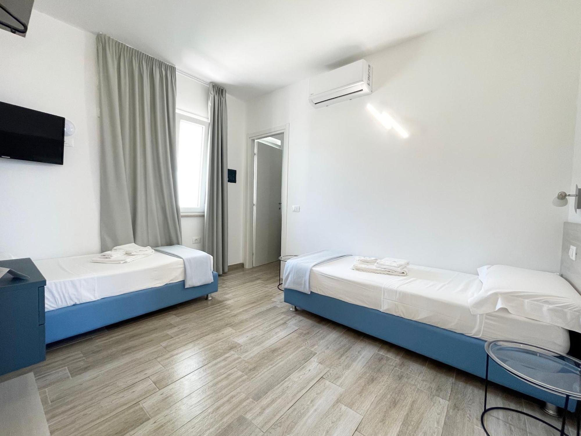 לינה וארוחת בוקר סנטה דומניקה Perla Blu Tropea מראה חיצוני תמונה